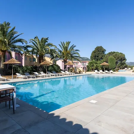 Résidence Avec Piscine
